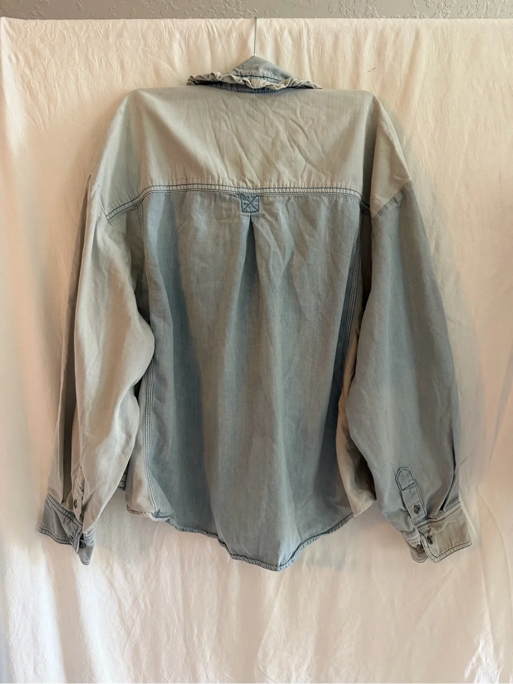 Sold/ not available blouse from the brand Free People, model 